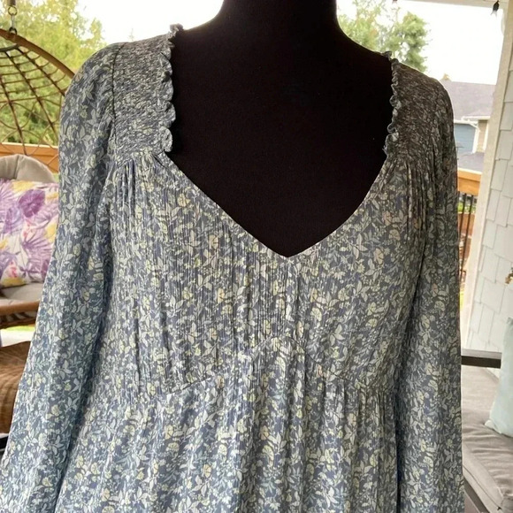 Gentle Fawn | Charlize Dress in Pacific Ditsy - Picture 6 of 11